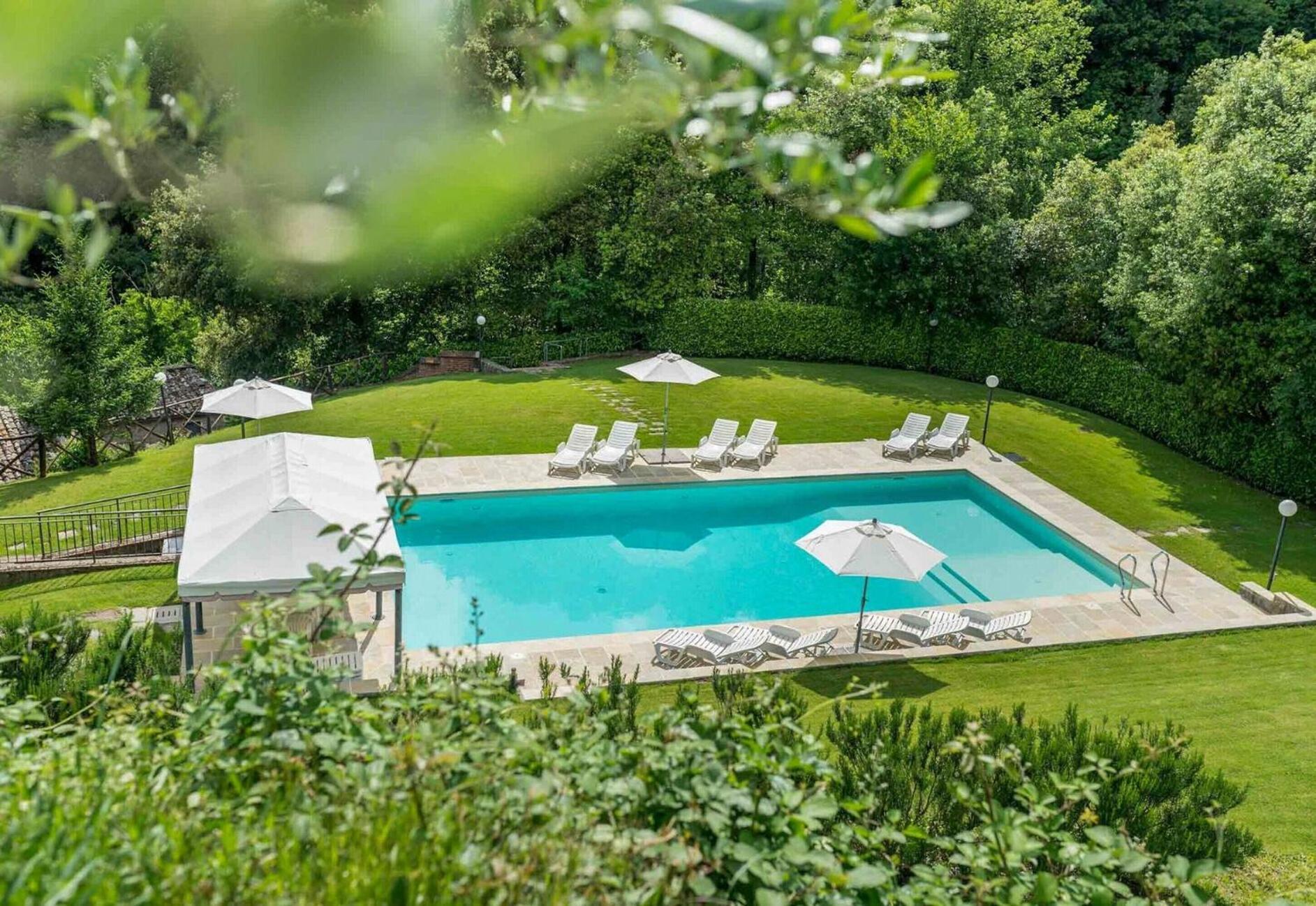 La Ferriera Exclusive Resort - Pool & Waterfall Лоро Чиуфена Екстериор снимка