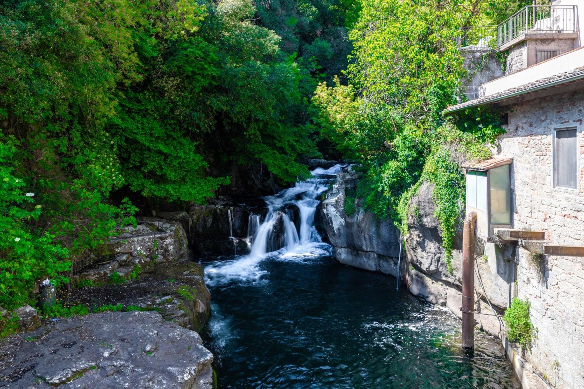 La Ferriera Exclusive Resort - Pool & Waterfall Лоро Чиуфена Екстериор снимка