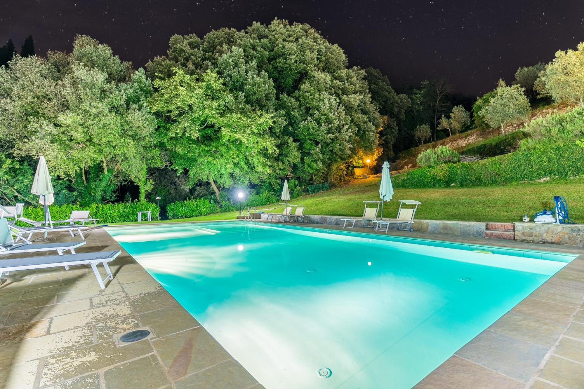 La Ferriera Exclusive Resort - Pool & Waterfall Лоро Чиуфена Екстериор снимка